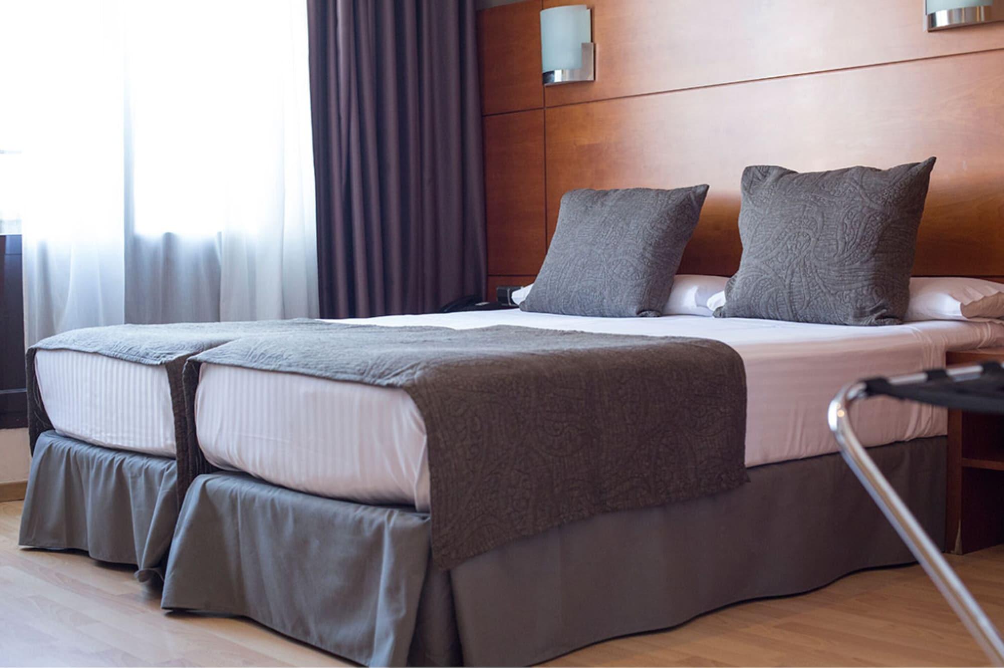 Hotel Via Augusta Барселона Екстериор снимка
