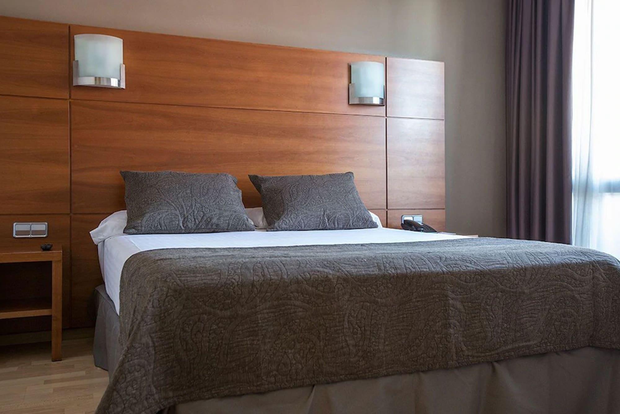 Hotel Via Augusta Барселона Екстериор снимка