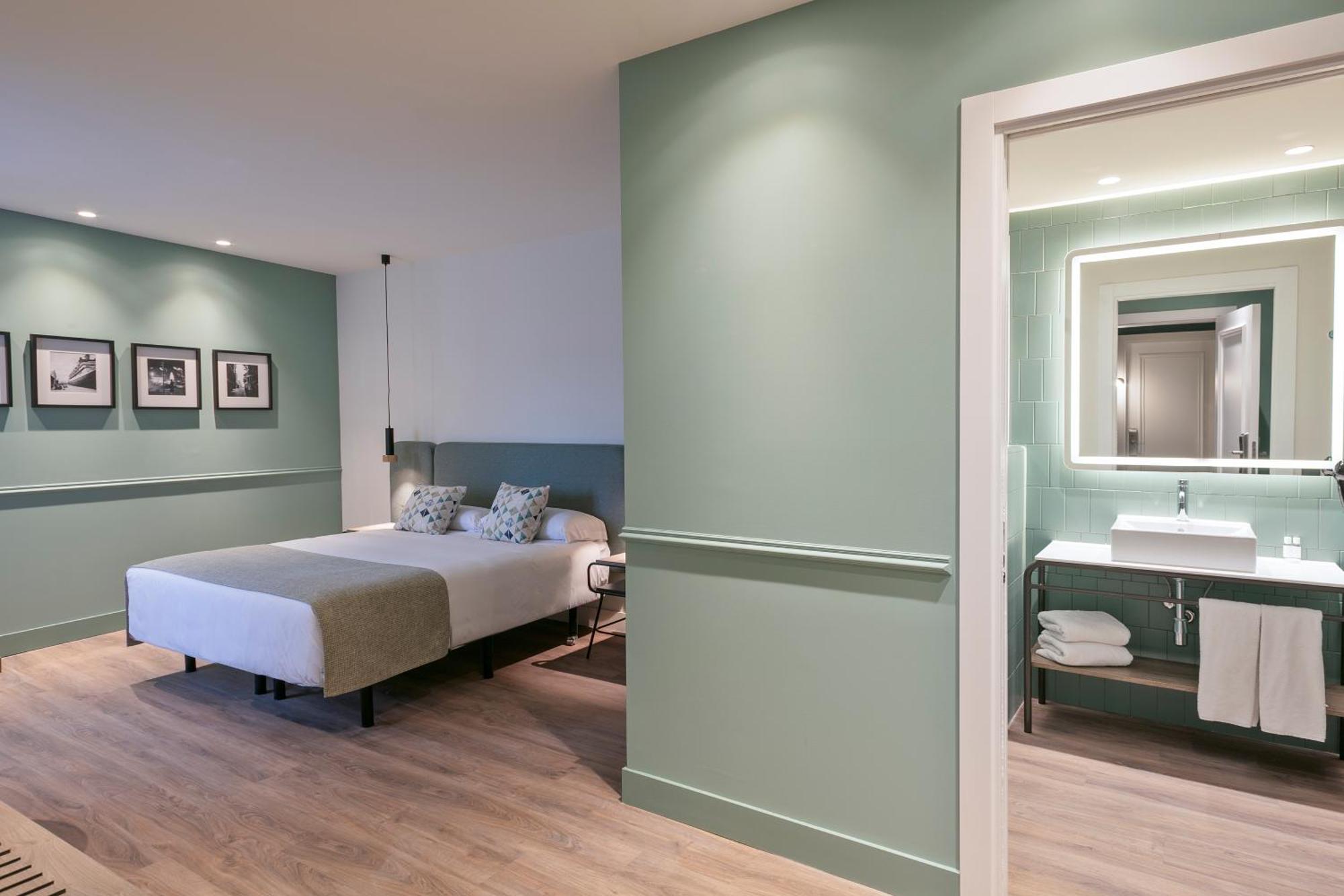 Hotel Via Augusta Барселона Екстериор снимка