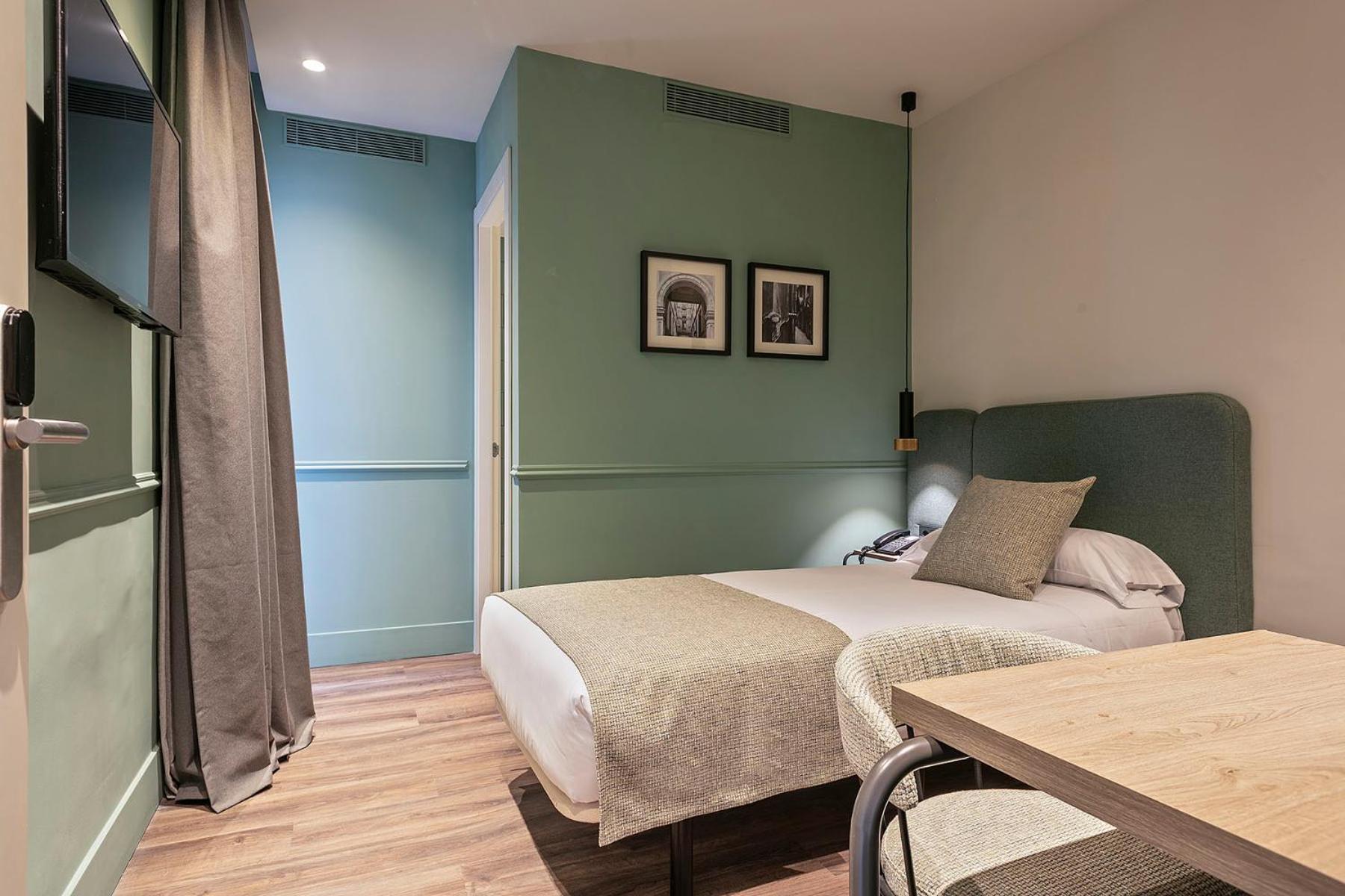 Hotel Via Augusta Барселона Екстериор снимка