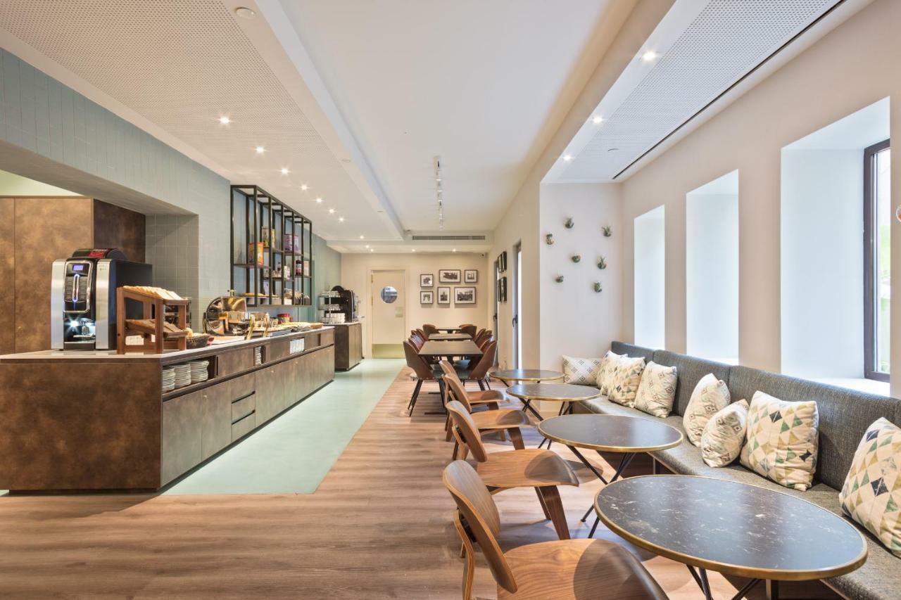 Hotel Via Augusta Барселона Екстериор снимка